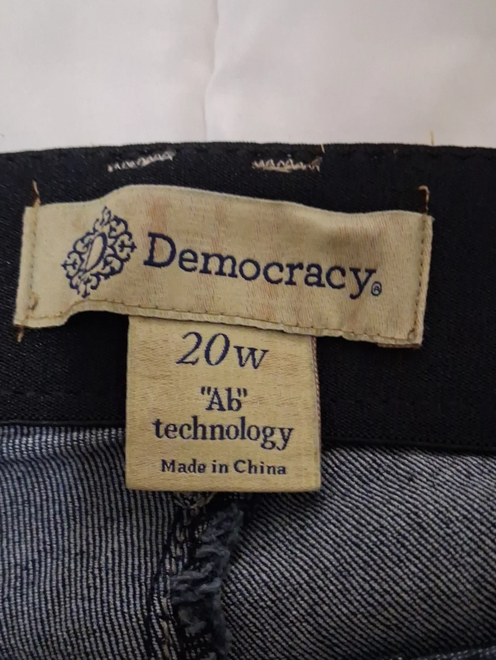 Democracy Navy Blue Jeans with Logo Tag Sz 20W - Picture 3 of 9